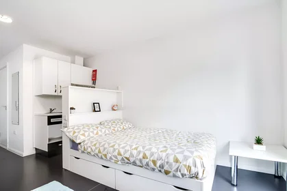 Studio in der Corporation Street, bild 17 von 37