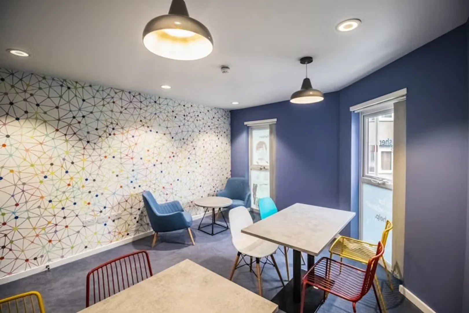 Room for rent in student apartment in , fully furnished