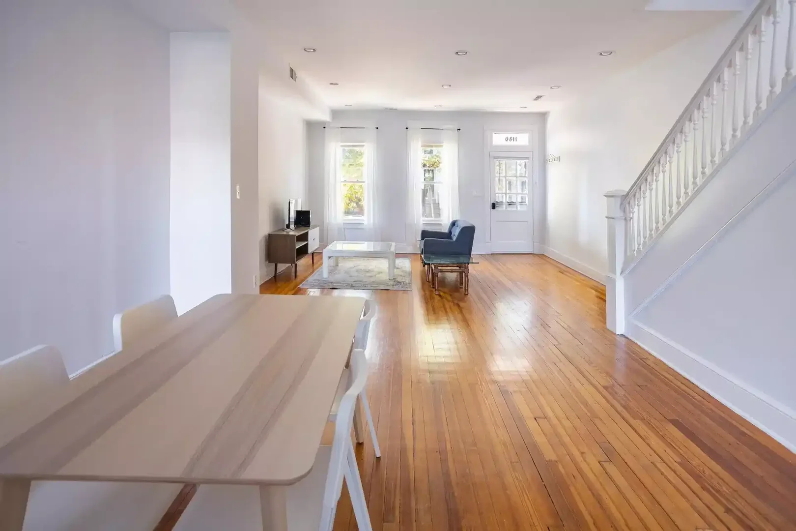Habitación estudiantil amplia y cómoda en