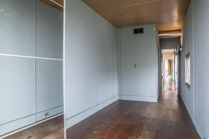 Private room at 20017, image 12 of 49