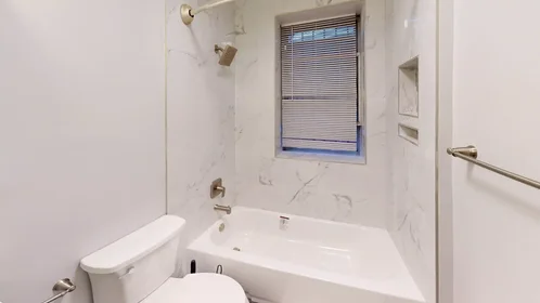 Private room at 20009, image 7 of 49
