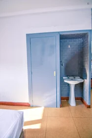 Quarto privado em Avenida de la Merced, imagem 3 de 45