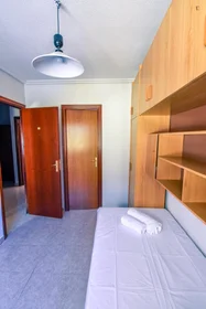 Stanza privata in Avenida de la Merced, immagine 2 di 45