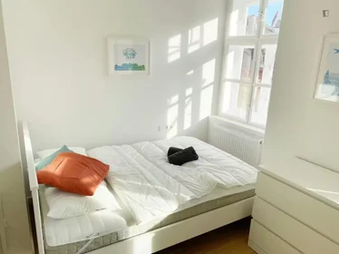 Quarto privado em Große Neugasse, imagem 3 de 19