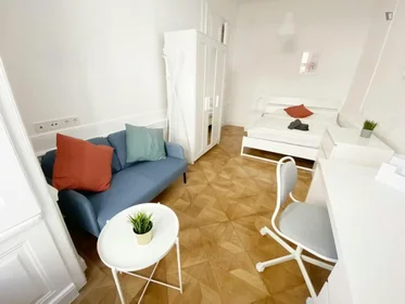 Quarto privado em Große Neugasse, imagem 2 de 23