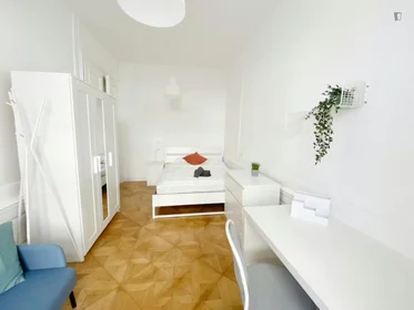 Quarto privado em Große Neugasse, imagem 3 de 23