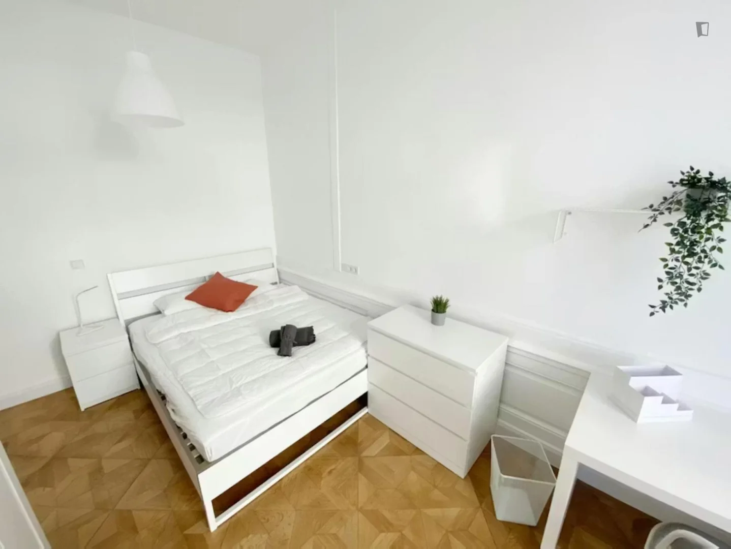 Quarto amigo do estudante em  com comodidades modernas