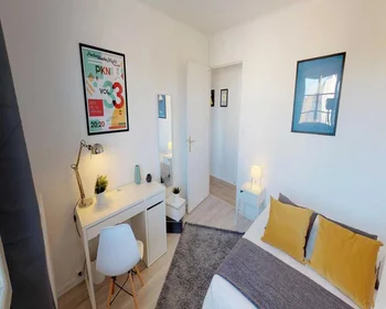 Özel oda konumu rue du Faubourg Saint Jaumes, 1 10 görüntüsü