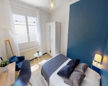 Habitación privada en rue du Faubourg Saint Jaumes, imagen 1 de 10