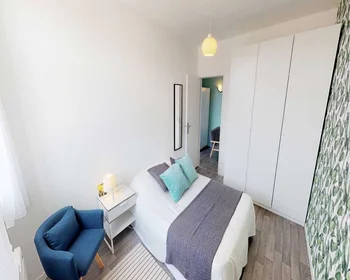 Private room at bis rue de Wazemmes, image 4 of 16