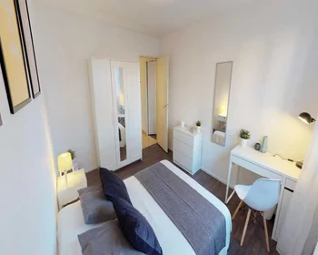 Özel oda konumu Boulevard Montebello, 2 12 görüntüsü