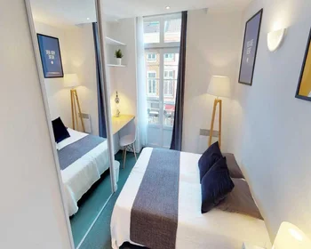 Privatzimmer in der rue Esquermes, bild 1 von 10