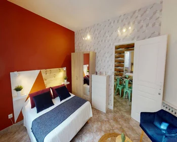 Stanza privata in rue Lafontaine, immagine 1 di 10