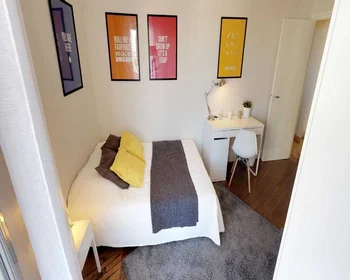 Chambre privée à Port Saint Etienne, image 4 de 12