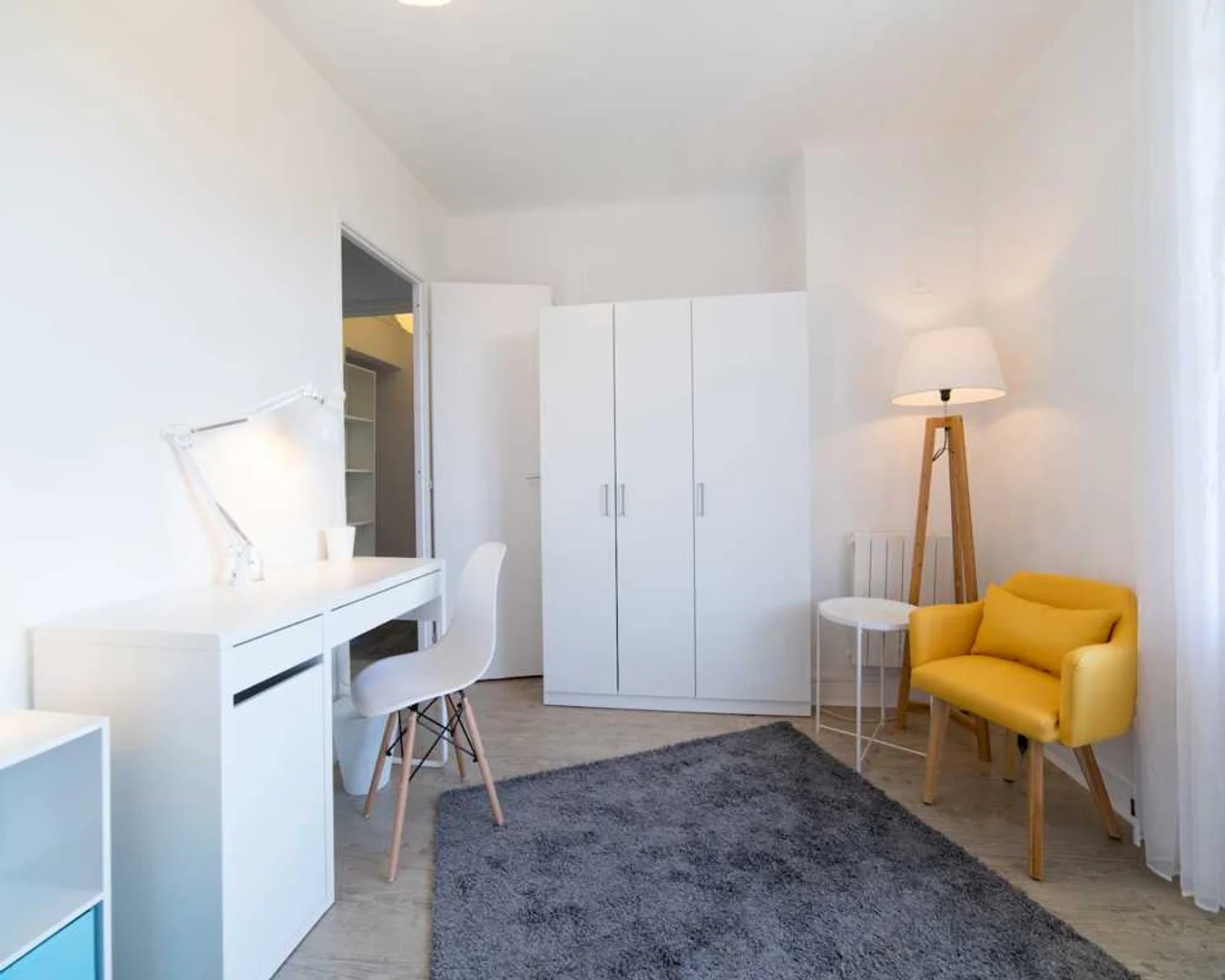 Quarto de estudante funcional perfeito para estudar em 