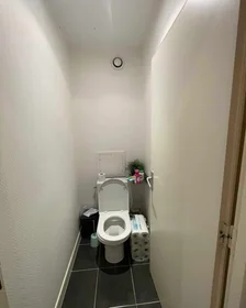 Private room at quai rambaud, image 9 of 9