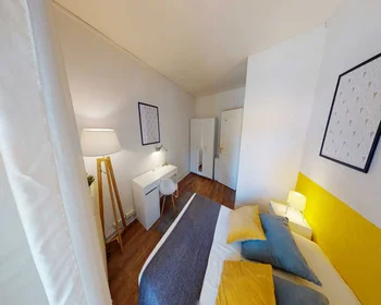Stanza privata in boulevard d'Arcole, immagine 2 di 23