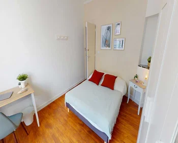 Habitación privada en Rue du Jardin public, imagen 1 de 10
