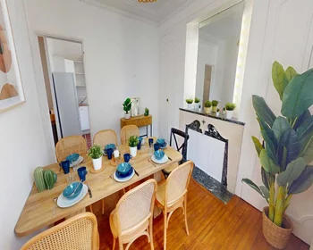 Private room at Rue du Jardin public, image 14 of 24