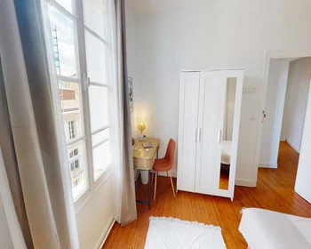 Private room at Rue du Jardin public, image 5 of 22