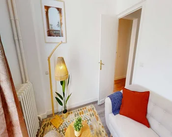 Private room at Rue du Jardin public, image 7 of 22