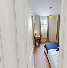 Stanza privata in Rue des Étables, immagine 2 di 16