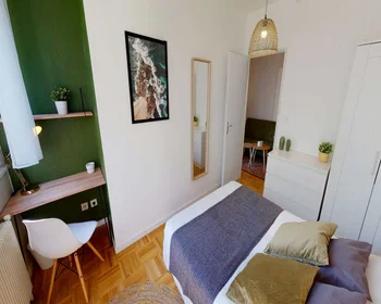 Stanza privata in rue des Emeraudes, immagine 4 di 17