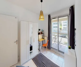 Stanza privata in rue Pierre Audry, immagine 4 di 16
