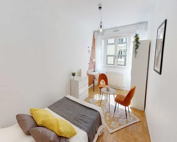 Quarto privado em rue des Emeraudes, imagem 2 de 17