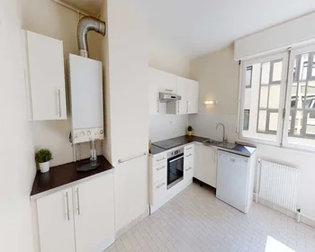 Quarto privado em rue des Emeraudes, imagem 10 de 17