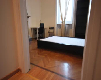 Quarto privado em Via Bernina, imagem 11 de 16