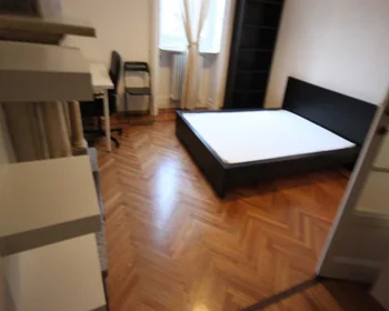 Quarto privado em Via Bernina, imagem 8 de 16