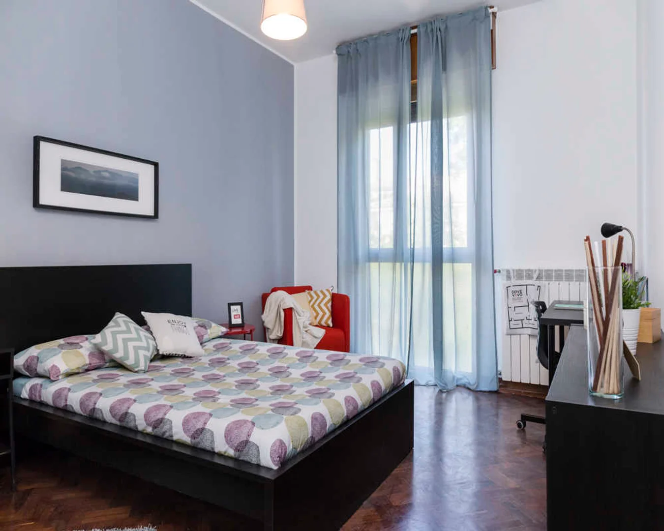 Habitación asequible para estudiantes con buena iluminación en 