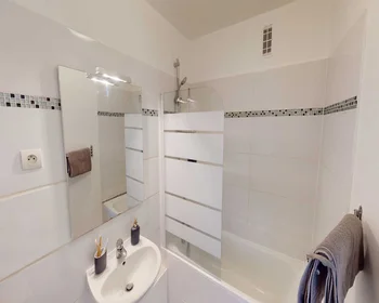 Chambre privée à Rue du Chemin Vert, image 17 de 17