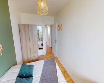 Chambre privée à Rue du Chemin Vert, image 3 de 17