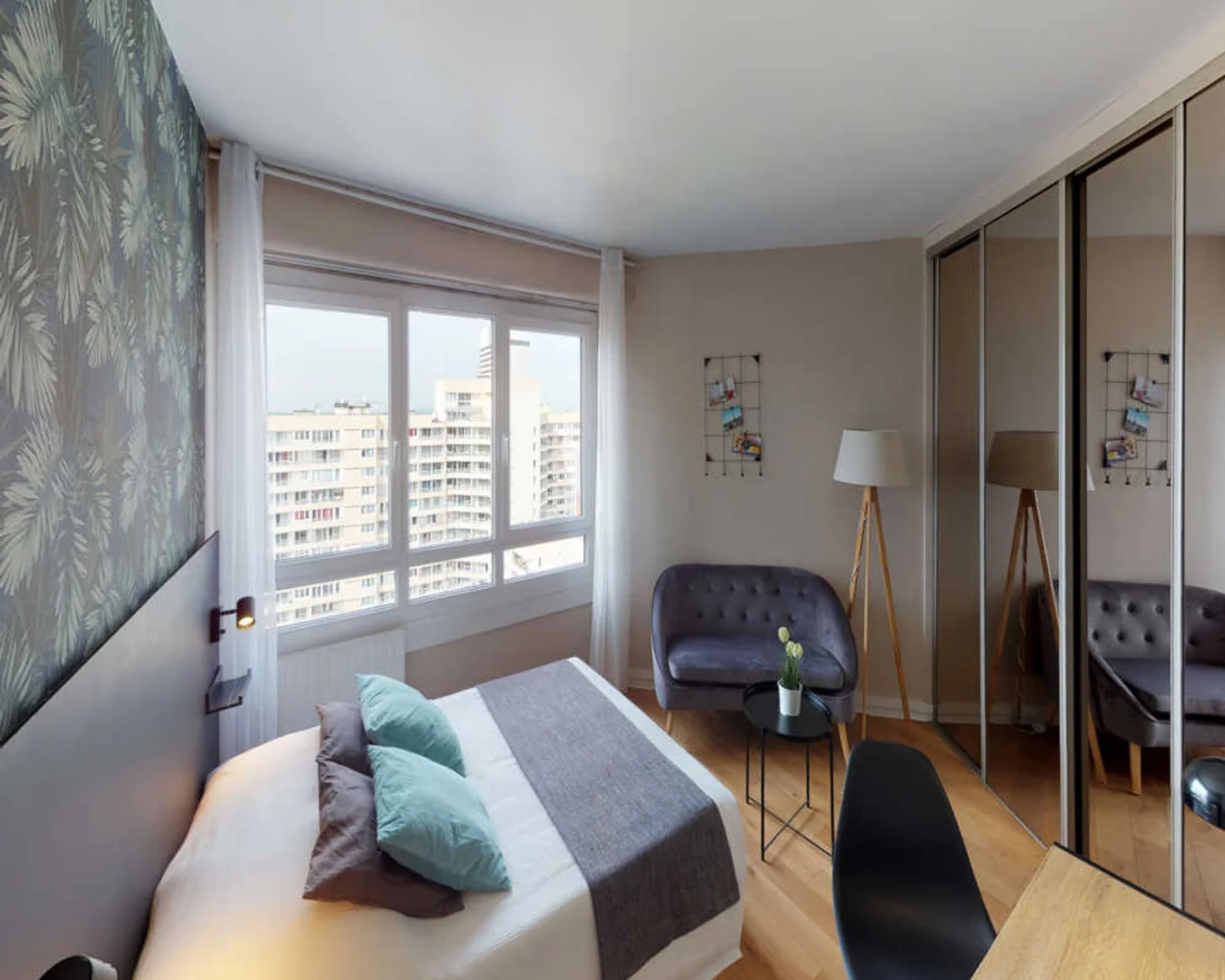 Habitación estudiantil económica cerca del campus en 