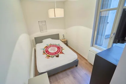 Habitación privada en 5 Av. Foch, 54000 Nancy, France, imagen 4 de 11