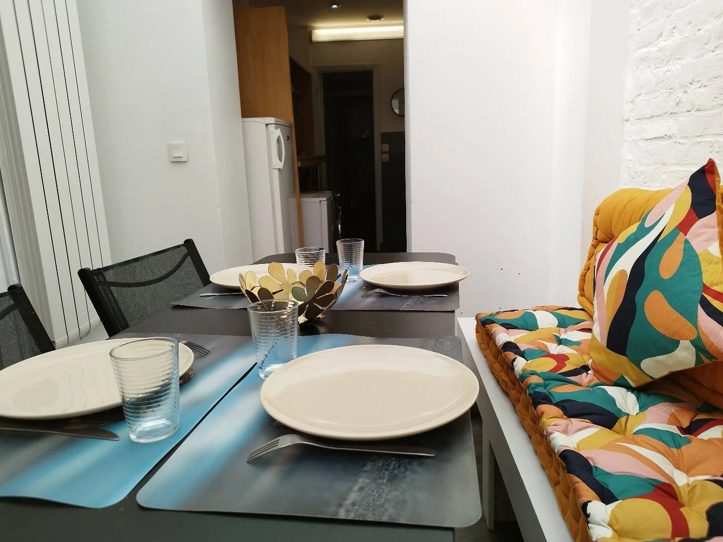 Chambre abordable pour les étudiants avec un bon éclairage dans 