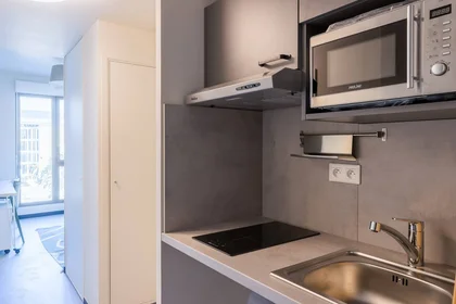 Private room in residence at Troyes, 10000, image 4 of 10