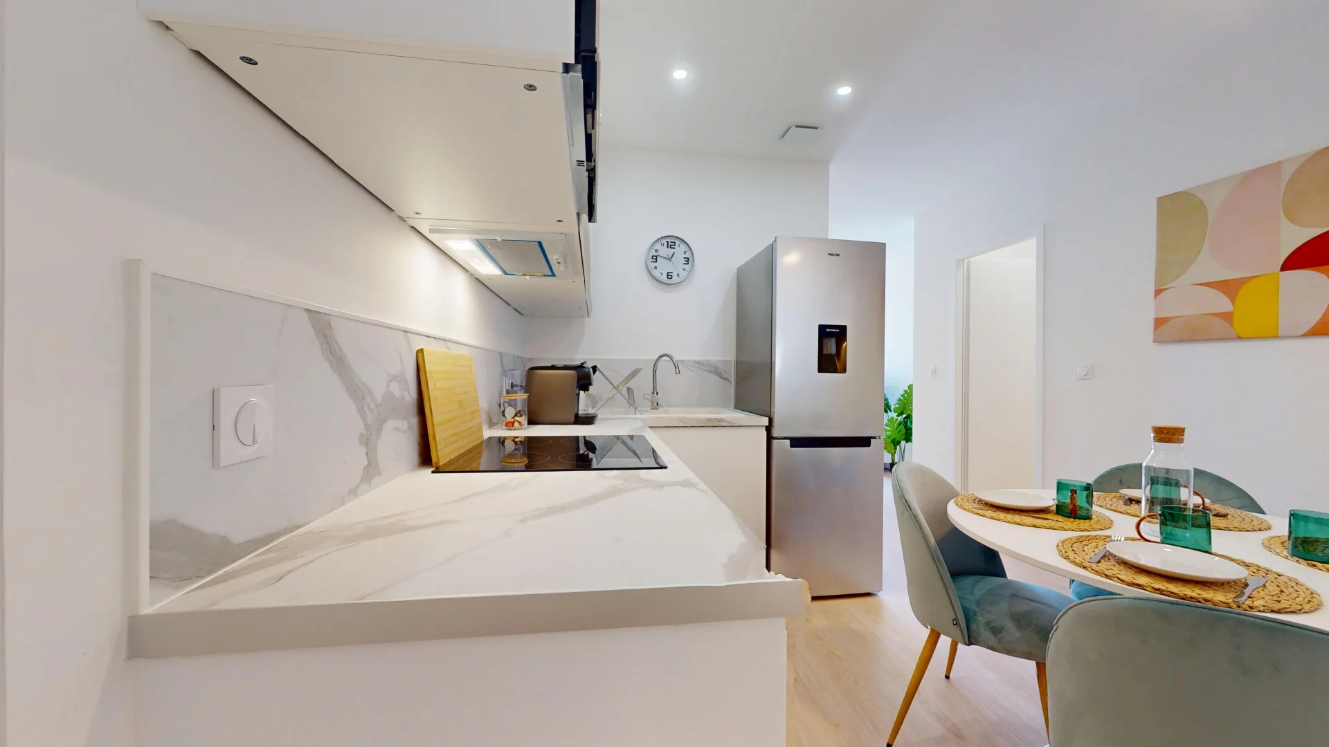 Quarto de estudante económico com localização conveniente em 