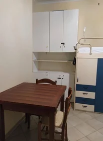 Privatzimmer in der Via Giuseppe Macchi, bild 2 von 15