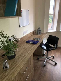 Özel oda Ikamet yerinde konumu Waterside Court, Whipcord Ln, Chester CH1 4GD, United Kingdom, 24 35 görüntüsü