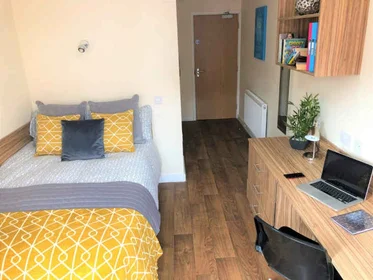 Özel oda Ikamet yerinde konumu Waterside Court, Whipcord Ln, Chester CH1 4GD, United Kingdom, 26 35 görüntüsü