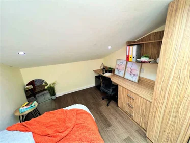 Özel oda Ikamet yerinde konumu Waterside Court, Whipcord Ln, Chester CH1 4GD, United Kingdom, 10 35 görüntüsü