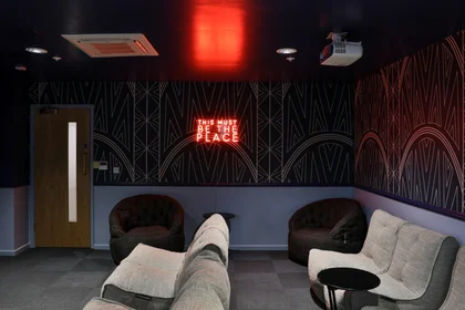 Studio en résidence à 104-106 Hagley Rd, Birmingham B16 8LT, United Kingdom, image 41 de 49