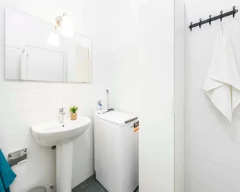 Chambre privée à 6, Via Privata Parenzo, Milano, 20143, image 24 de 25