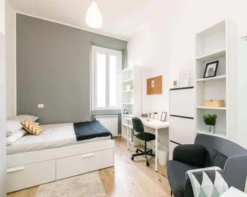 Chambre privée à 6, Via Privata Parenzo, Milano, 20143, image 9 de 25