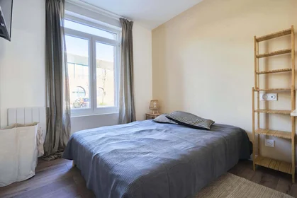 Habitación privada en 12 Rue des Cent-Têtes, 59300 Valenciennes, France, imagen 1 de 23