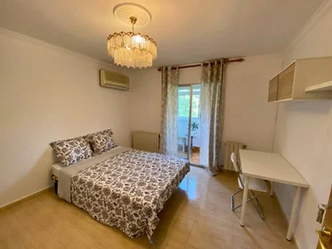 Stanza privata in Madrid, 28025, immagine 1 di 10