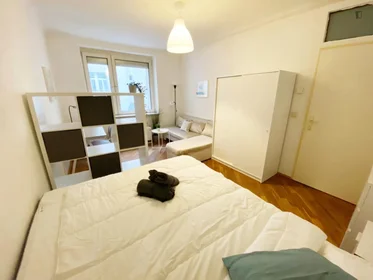 Quarto privado em Semperstraße, imagem 1 de 10